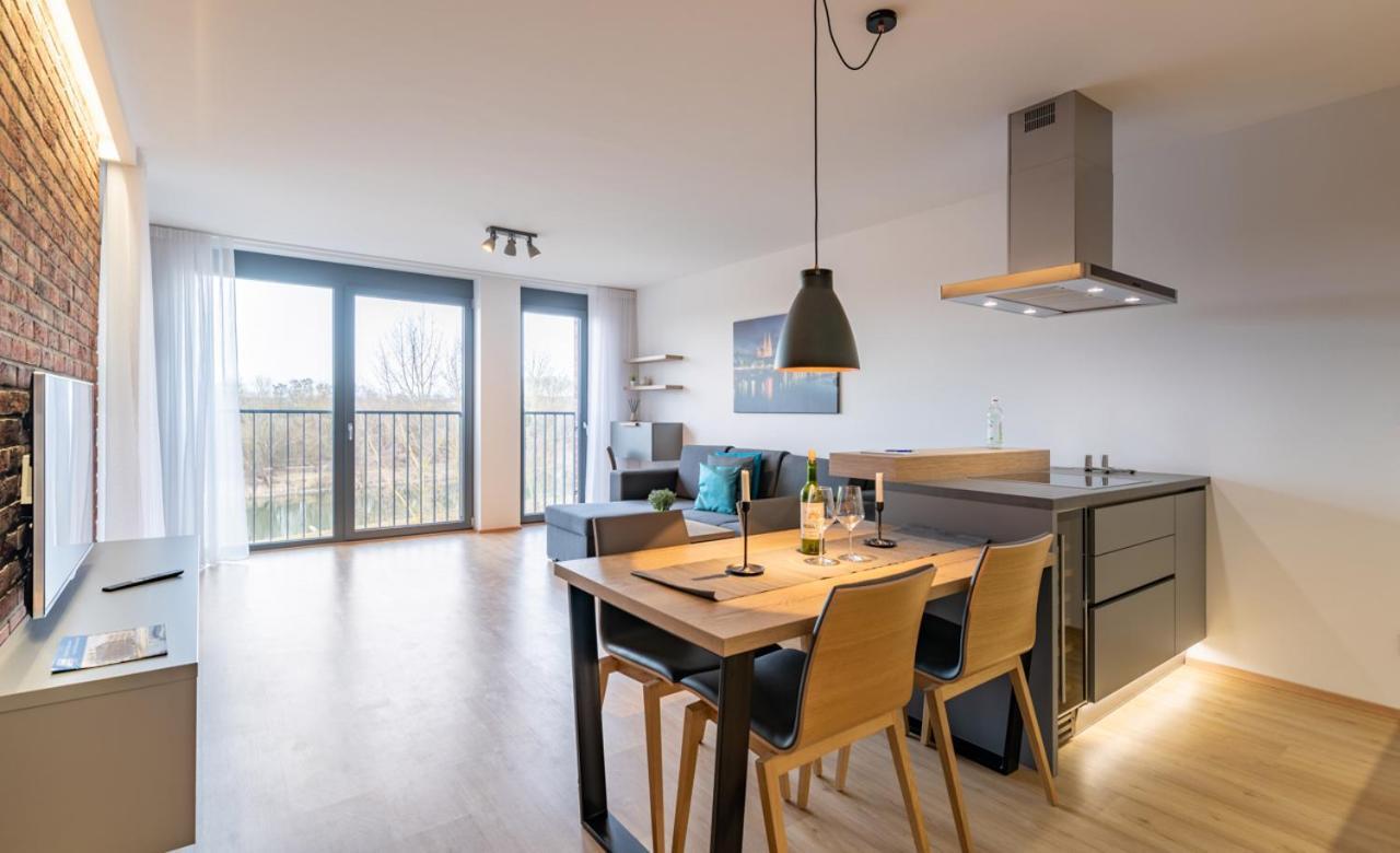 Marina Apartments เรเกนส์บวร์ก ภายนอก รูปภาพ