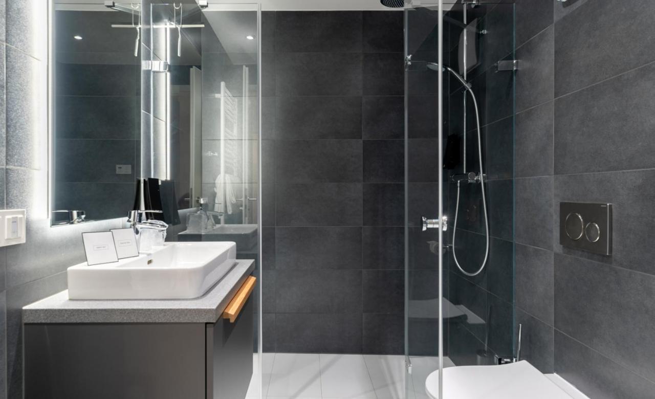 Marina Apartments เรเกนส์บวร์ก ภายนอก รูปภาพ