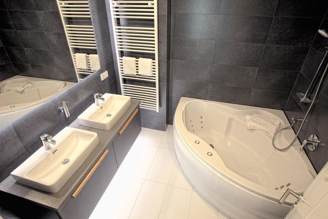 Marina Apartments เรเกนส์บวร์ก ภายนอก รูปภาพ