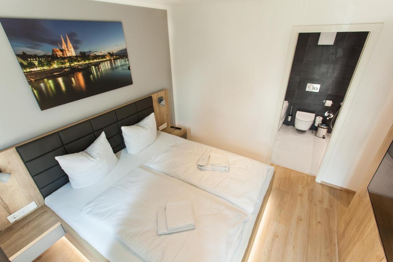 Marina Apartments เรเกนส์บวร์ก ภายนอก รูปภาพ