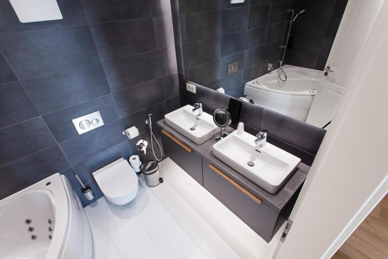 Marina Apartments เรเกนส์บวร์ก ภายนอก รูปภาพ